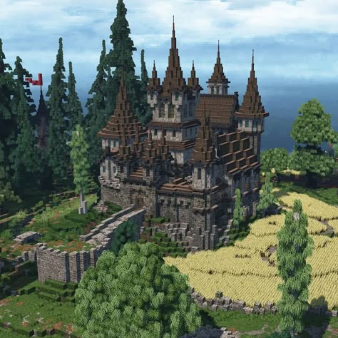 Minecraft Small Kingdom, Minecraft Medieval Fortress, Castle Minecraft Blueprints, Minecraft Castle Ideas Medieval, Small Castle Minecraft, Fantasy Castle Minecraft, Minecraft Castle Blueprints Layout, Small Minecraft Castle, Minecraft Castle Build