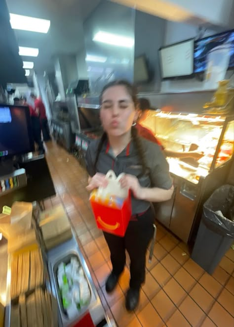 Mcdonald’s Worker Aesthetic, Mcdonalds Job Aesthetic, Working At Mcdonalds Aesthetic, Mcdonalds Worker Aesthetic, Fast Food Job Aesthetic, Fast Food Worker Aesthetic, Teen Jobs Aesthetic, Romanticizing Work, Mcdonalds Worker