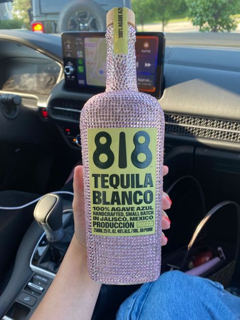 Bedazzled 818 Bottle, Bedazzled Bottle Pink, Bedazzled Casamigos Bottle, Bedazzled Tequila Bottle, Bedazzled Bottle 21st Birthday, Bedazzled Alcohol Bottle, Decorated Tequila Bottle, Decorated Bottles Ideas, 818 Aesthetic