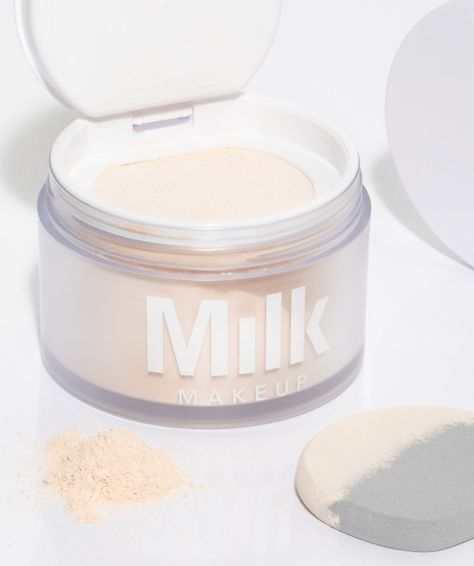 Milk Makeup Blur + Set Powder Rosa Make-up, Penyimpanan Makeup, 2020 Makeup, Alat Makeup, Makeup Setting Powder, Makeup Powder, Make Up Tools, Mirror Makeup, Basic Makeup