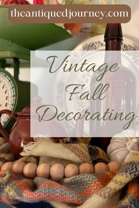 vintage decor used on a shelf for Fall Rustic Cottage Fall Decor, Modern Vintage Fall Decor, Decorating With Wood, Vintage Fall Vignettes, 2024 Fall Craft Trends, Fall Decorating Living Room, Vintage Fall Decor Ideas Diy, Early Fall Decorating, Green Fall Decor Ideas