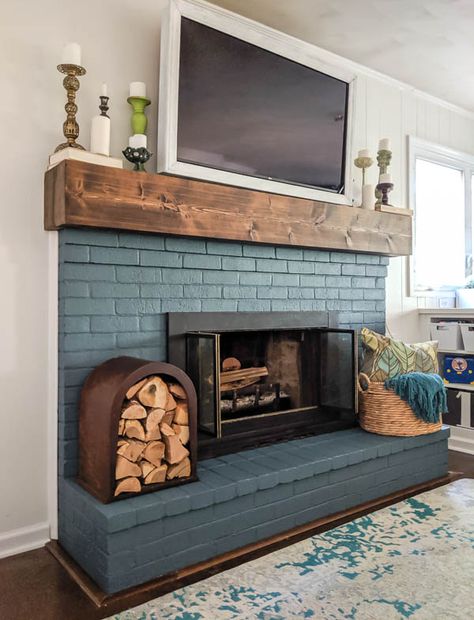 Fireplace Accent Color, Navy Blue Fireplace, Teal Fireplace, Unique Fireplace Ideas, Fireplace Mantle Designs, Diy Fireplaces, Black Brick Fireplace, Diy Fireplace Mantel, Diy Mantel