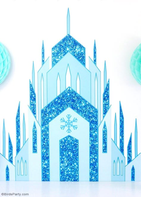 Quick & Easy DIY Frozen Inspired Backdrop - learn to create this stunning, awesome backdrop using printables for your little princesse's birthday party! | BirdsParty.com Frozen Birthday Party Decorations, Elsa Birthday Party, Frozen Decorations, Frozen Castle, Frozen Party Decorations, Frozen Bday Party, Desserts Table, Frozen Cake Topper, Frozen Birthday Theme