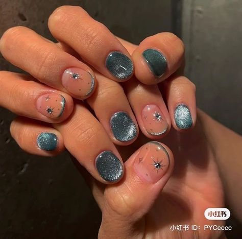 Short Mystical Nails, Unique Short Nails, Pixie Nails, Nail Ideas Trendy, Kutek Disney, Milky Nails, Hippie Nails, Glittery Nails, Hello Nails