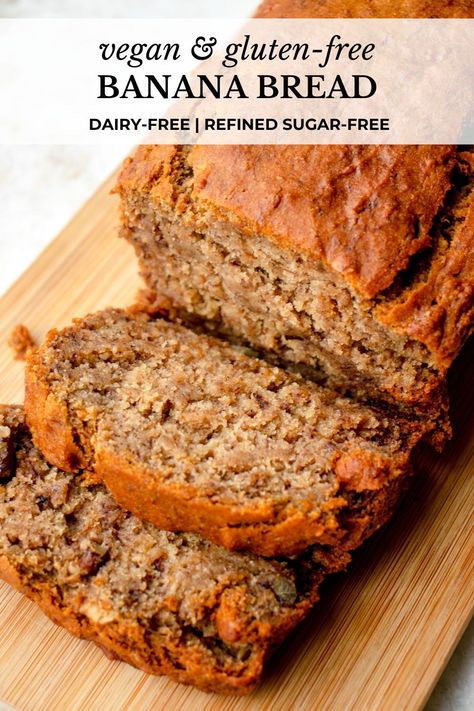 This easy Banana Bread is super moist, soft, & fluffy. Bursting with naturally sweet banana flavor and warm spices, it's vegan, gluten-free and refined sugar-free. #bananabread #bananabreadrecipe #glutenfreebananabread #veganbananabread #glutenfreebaking #healthybananabread #vegantreats #banananutbread #glutenfreedairyfree #eggfree #allergyfriendly Quinoa Flour Recipes, Oat Flour Banana Bread, Vegan Gluten Free Banana Bread, Dairy Free Banana Bread, Sugar Free Banana Bread, Fluffy Quinoa, Vegan Banana Bread Recipe, Quinoa Flour, Bread Banana