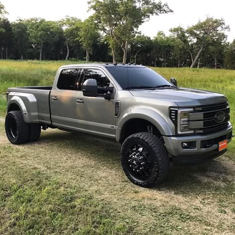 Ford Dually, Ford Crew Cab, Ford Super Duty Trucks, Country Trucks, Custom Lifted Trucks, Cummins Trucks, Ford F450, Ford Diesel, Trucks Lifted Diesel