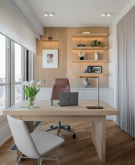 Lawyer Home Office Design, Home Law Office Ideas, Lawyers Office Design, Modern Law Office Decor, Office Lawyer Interior Design, Lawfirm Interior Design, Corporate Office Workstations Design, Law Firms Office Design, Modern Lawyer Office Interior Design