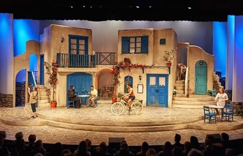 Mamma Mia House, Teaching Theatre, House Design Trends, Jewelry Store Design, Set Design Theatre, Stage Set Design, Christmas Shows, Theatre Design, Theatre Set