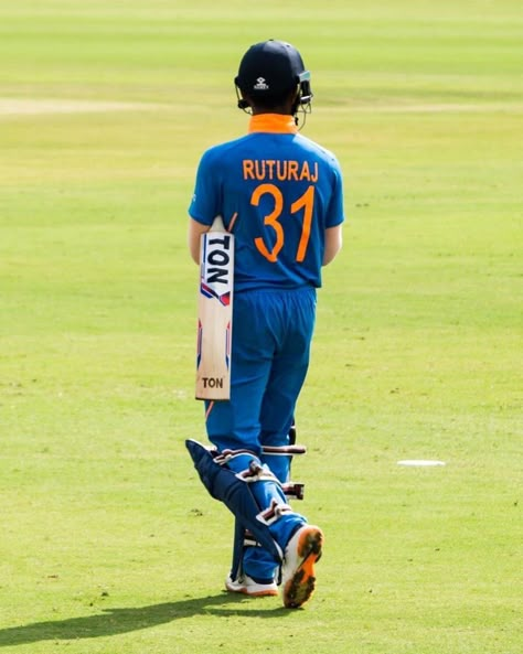 4,973 Likes, 60 Comments - Ruturaj Gaikwad (@ruutu.131) on Instagram: “Awaiting! #stayhomestaysafe” Ruturaj Gaikwad, Cristiano Ronaldo Juventus, Dragon Ball Wallpaper, Ronaldo Juventus, Youtube Editing, Dhoni Photos, Dragon Ball Wallpaper Iphone, Ms Dhoni Photos, Indian Cricket Team