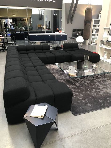 Black Couch Living Room, Best Couch, Luxury Couch, Black Bedroom Design, Corner Sofa Design, Modern Kids Room, Modern Sofa Living Room, Luxury Furniture Living Room, Future Apartment Decor