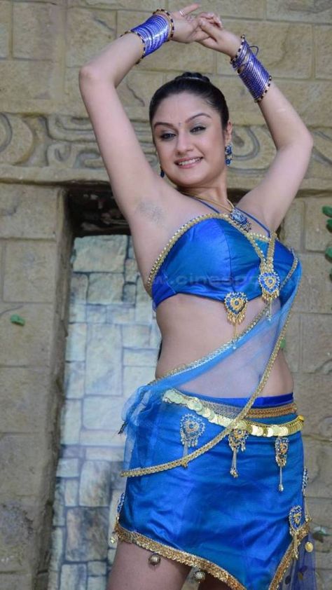 27+ Beautiful Photos of Sonia Agarwal Sonia Agarwal, Cute Couple Images, Latest Images, Indian Actress Hot Pics, Beautiful Smile Women, Brother Sister, Indian Beauty Saree, Hd Photos, Beauty Women