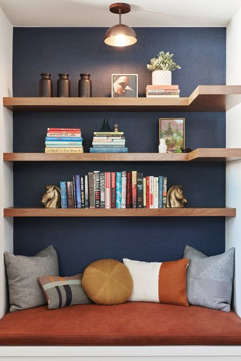 Bookcase Room, Closet Nook, Nook Inspiration, Wall Nook, Rectangle Bedroom, Reading Nook Ideas, Living Room Nook, Bedroom Nook, Bedroom Drawing