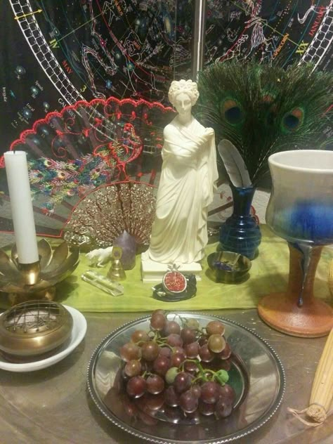 Hera Altar Ideas, Hera Altar, Greek Paganism, Hades Hermes, Altar Diy, Hellenic Pagan, Hellenic Aesthetic, Wheel Of Year, Witch Craft Supplies