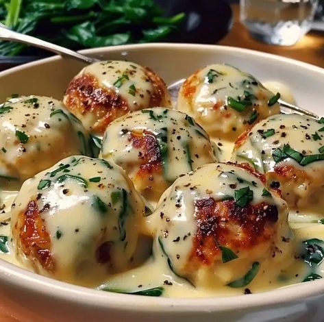 Chicken Ricotta Meatballs with Spinach Alfredo Sauce – Naomi's Recipes Chicken Ricotta Meatballs, Spinach Alfredo Sauce, Meatballs With Spinach, Chicken Ricotta, Ricotta Meatballs, Spinach Alfredo, Chicken Meatballs, Chicken Dishes Recipes, Ground Chicken