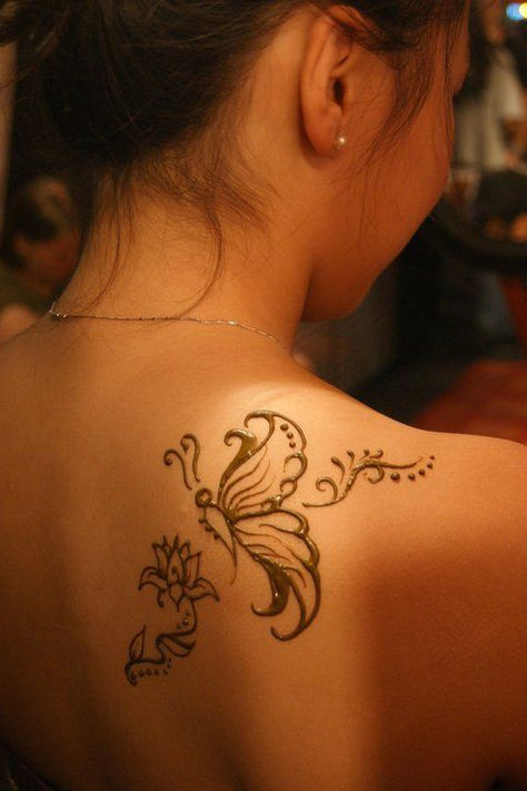 henna tattoo designs henna tattoo ideen henna tattoo design henna tattoos designs henna tattoo hand henna tattoo workshops summer nail nail wallpaper Cover Ups Tattoo, Henna Butterfly, Shoulder Henna, Henna Tattoo Ideas, Henne Tattoo, Cream Tattoo, Henna Kit, Inai Pengantin, Cute Henna Tattoos