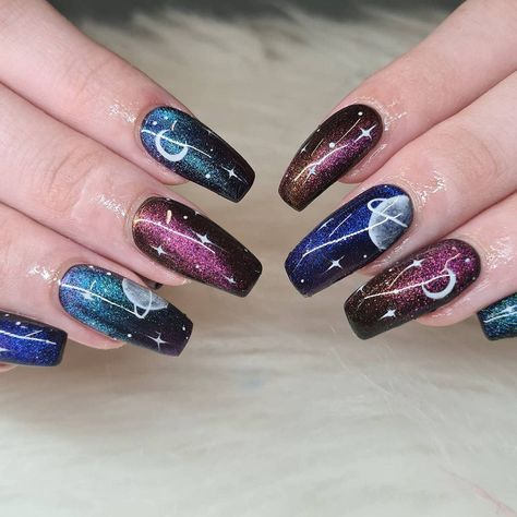 Easy Nail Polish Designs, Cosmic Nails, Galaxy Nail Art, Metallic Nail Art, Velvet Nails, Space Nails, Sky Nails, Lovely Nails, Fancy Nails Designs