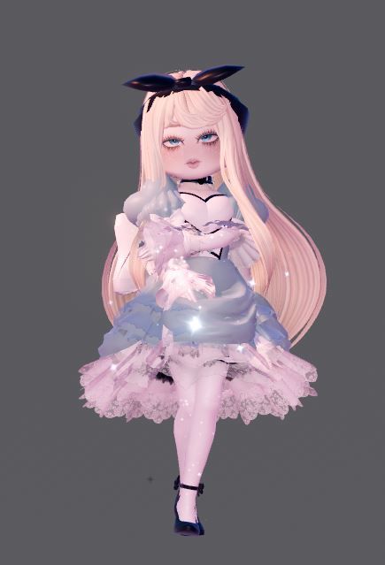 Anime/cartoon Royal High Outfit, Snow White Royale High, Royale High Campus 3 Uniform, Royale High Theme Outfits, Alice In Wonderland Royale High Outfit, Silver Royale High Outfit, Ww Skirt Royale High, Royale High Cartoon Outfits, Rochelle Goyle Royale High