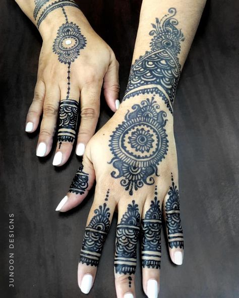 I love how this stained. There's something about the dark blue-black colour of jagua that I love. Maybe I'm just biased because my… Blue Henna, Jagua Tattoo, Tattoo Henna, Blue Black Color, Leg Tattoo, Henna Tattoo Designs, Book An Appointment, Black Colour, Leg Tattoos