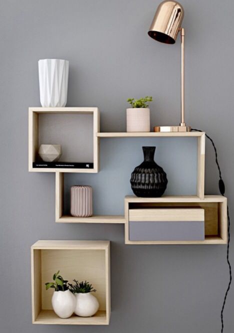 Ultra-Modern Shelving Systems Geometric Shelf, Geometric Furniture, Hiasan Bilik Tidur, Spring Interiors, Loose Furniture, Deco Salon, Shelf Display, Shelf Design, Interior Trend