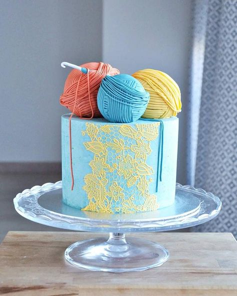 Crochet Cake by rincondulcebysusana Knitting Cake, Cookie Recipes For Kids, Crochet Cake, Cakes For Women, Birthday Cake Recipe, Yarn Cake, Different Cakes, Themed Birthday Cakes, Pretty Birthday Cakes