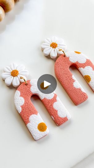 2.9K views · 307 reactions | Just some happy little Daisy Dangles, to start the week off right 🌼 🤗

More spring-y styles coming your way soon! ✨

•
•
•
•
•
•

#polymerclaycreations
#polymerclayjewelry #floral 
#clayjewelry #springflowers 
#handmadeearrings #hypoallergenic 
#flowers #springtime #flowers 
#earringsoftheday #springfashion 
#spring #daisyearrings 
#earringstagram #earringslove 
 #love #polymerclay #daisylove #smallbusiness #etsy #daisy | Clovers and Clay | Jake & Shelby · Sweet Flower Clay Earrings Diy, Hypoallergenic Flowers, Spring Polymer Clay Earrings, Spring Polymer Clay, Clay Earrings Diy, Flower Clay Earrings, Flower Clay, Daisy Love, Handmade Clay Jewelry