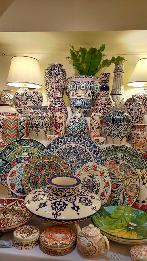 Colorful Plates, Turkish Plates, Turkish Pottery, Turkish Tile, Turkish Tiles, Mexican Home Decor, Blue White Decor, Italian Decor, Talavera Pottery