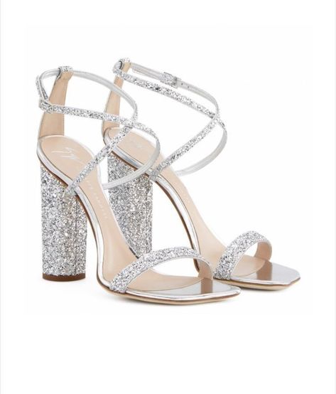 Quinceanera Shoes, Shoes Heels Prom, Sparkly High Heels, High Heels For Prom, Hak Tinggi, Homecoming Shoes, Fancy Heels, Heels Prom, Shoes Heels Classy