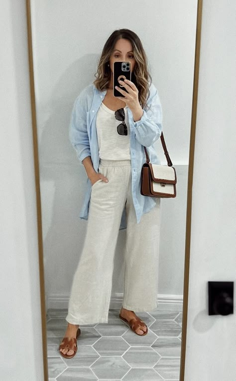 Styles For Summer 2024, White Pant Summer Outfits, Summer Cool Outfits Women, Beachy Linen Outfits, Spring Outfits Linen Pants, Home Wear Women Casual Summer Outfits, Flowy Pants Outfit Modest, Linen Spring Outfit, Linen Pants With Button Up Shirt