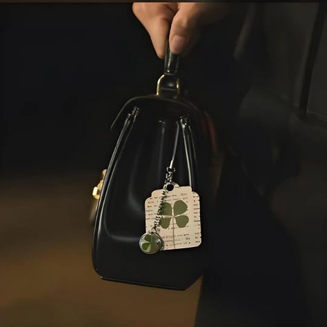 queen of tears clover leaf keychains are here!! 🍀👑💌💘🗝️ available to preorder for all over pakistan price: 970 pkr the keychain can be customized as phone charm as well! ⚠️since it's a preorder product, advance payment only ◕ delivery charges are 200 for Lahore and 250 for other cities in pakistan ◕ delivery takes 15 to 20 days! ◕ product might be different from the picture due to lighting and effects 😓😓 ◕ pls read shop policy before ordering follow @arzuubeadshop for more! pls ig... Four Leaf Clover Keychain, Clover Keychain, Four Leaf, Phone Charm, Leaf Clover, Four Leaf Clover, Clover Leaf, Keychains, Pakistan