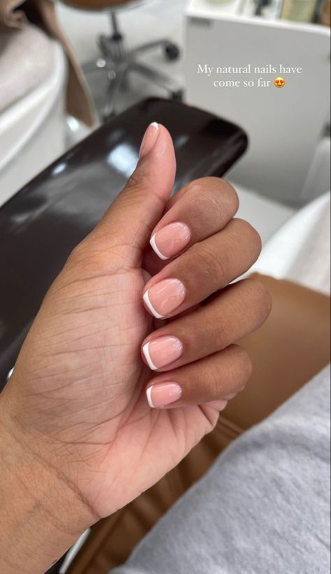 Nurse Nails, Short Classy Nails, Short Natural Nails, Old Money Nails, Siren Aesthetic, Money Nails, Natural Nails Manicure, Overlay Nails, Aesthetic 2024