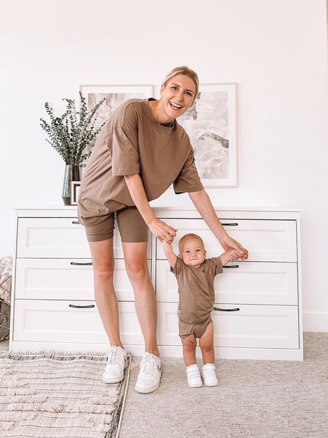 Mommy and Son Outfits Boy Mommy And Me Pictures, Toddler Mom Outfits, Mommy And Me Aesthetic, Mommy And Me Boy Outfits, Baby Boy And Mom Outfits, Mum And Son Matching Outfits, Mum And Son Outfits, Mom And Baby Boy Matching Outfits, Matching Baby And Mommy Outfits