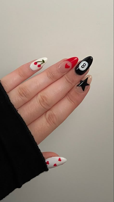 Paznokcie Hello Kitty, Vegas Nails, Punk Nails, Nagel Tips, Cherry Nails, Edgy Nails, Smink Inspiration, Grunge Nails, Fire Nails