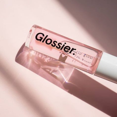 Glossier Lip, Pink Lips Makeup, Diy Deodorant, Skin Care Routine For 20s, Glossier Lip Gloss, Natural Skincare Brands, Lip Gloss Collection, Pink Lip Gloss, Gloss Labial