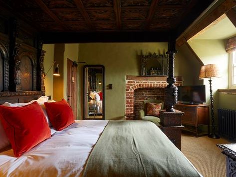 Pig Hotel, The Pig Hotel, Bunk Bed Rooms, Hotel Bedrooms, Snug Room, Small Terrace, Rustic Romance, Kent England, Cosy Corner