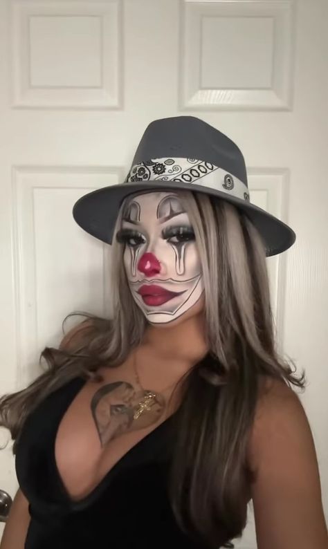 Chola Clown Costume, Payasa Makeup, Chola Makeup, Gangster Clown, Art Tut, Cholo Style, Halloween Makeup Inspiration, Dark Love, Halloween Costumes Ideas