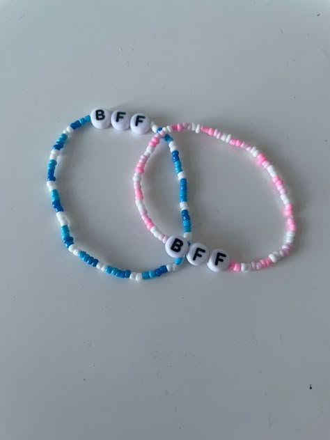 blue and pink matching 2mm seed bead BFF bracelets!! Bff Beads Bracelet, Cute Bracelet Ideas For Best Friends, Best Friend Bead Bracelet Ideas, Matching Bracelets For Best Friends Clay Beads, Bracelet Ideas Best Friends, Clay Bead Bracelet Ideas Matching Bff, Matching Beads Bracelets, Best Friend Beaded Bracelets, Best Friend Bracelet Ideas