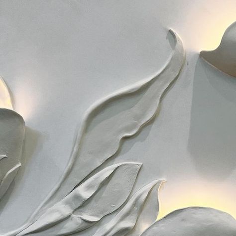 Segreto Finishes on Instagram: "Hand sculpted architectural plaster lighting by @segretofinishes   Call our showroom for inquiries 🤍 . . . #plasterlighting #lighting #sconce #architectural #plaster" Plaster Chandelier Dining Room, Plaster Installation, Plaster Lighting, Led Plaster In Lighting, White Plaster Chandelier, Segreto Finishes, Subtractive Plaster Sculpture, Beautiful Hand, Four Seasons