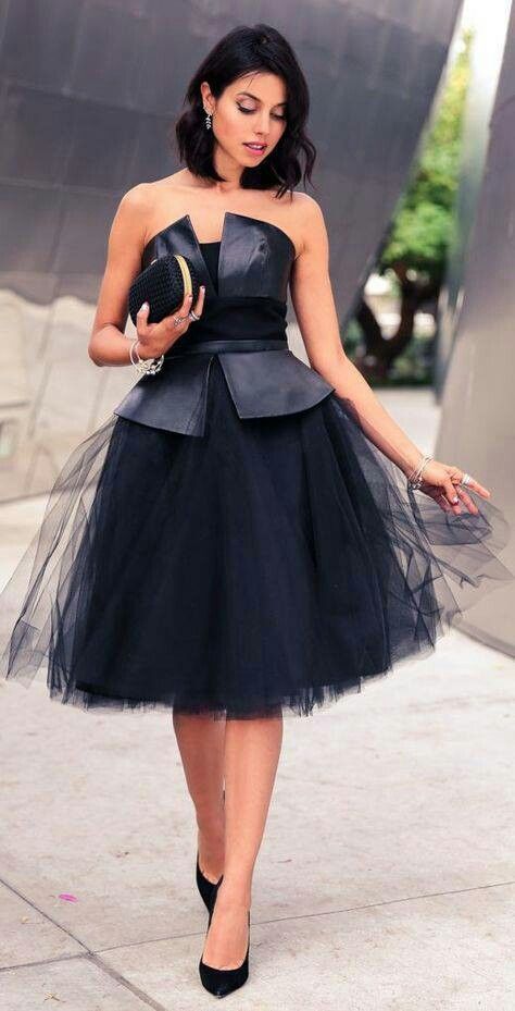 Leather Street Style, Tule Rok, Gonna In Tulle, Skirt Tulle, 파티 드레스, Tulle Skirts, Engagement Outfit, Looks Party, Wedding Garter