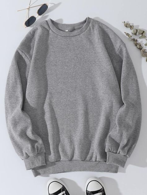 Gray Sweatshirt Outfit, Plain Sweatshirt, Grey Crewneck, Sweatshirt Outfit, Oversized Style, Purple Fashion, Embroidered Sweatshirts, Brown Fashion, Grey Sweatshirt