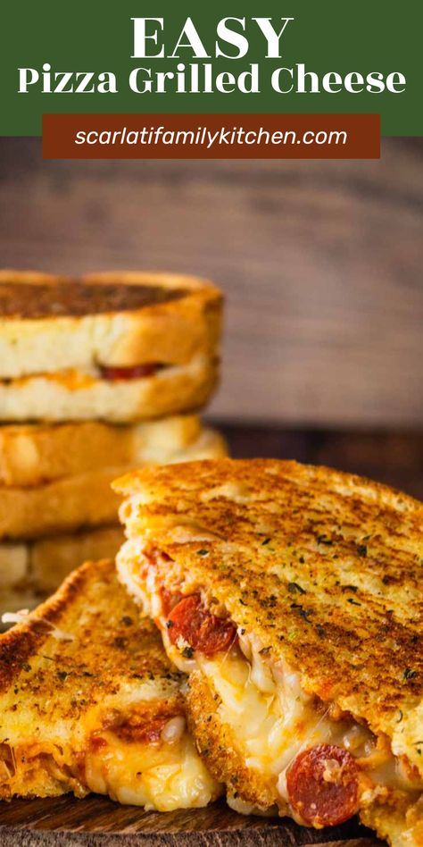 This easy pizza grilled cheese sandwich is made with pepperoni, mozzarella and marinara. A delicious twist on the comfort food classic! Pepperoni Pizza Grilled Cheese Sandwich, Blackstone Grilled Cheese, Grilled Cheese Pizza, Pepperoni And Mozzarella, Pizza Grilled Cheese Sandwich, Crowd Food, Grilled Dinner Recipes, Tasty Sandwiches, Easy Grilled Cheese