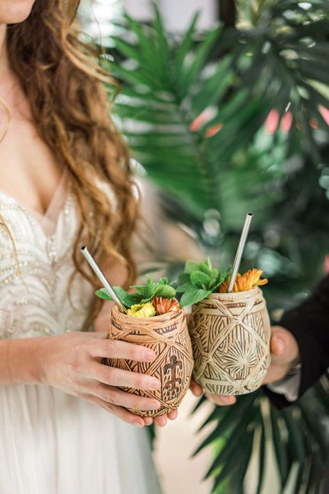 Dreamy Tropical Technicolor Wedding Elopement With Maggie Sottero Wedding Dresses in Austin, Texas - Caitlin Rose Photography - Hannah Roberts - wedding tiki drink cocktail #tropicalwedding #weddingplanning #maggiesottero #austinwedding #coolbride #atxwedding #tikiwedding #tikidrinks #cocktails #weddingcocktails #weddingdrinks #colorfulwedding @maggiesottero @holahannita Tiki Wedding Dress, Wedding Tiki Bar, Technicolor Wedding, Tiki Drinks Cocktails, Tiki Wedding, Hawaiian Drinks, Cocktail Wedding Dress, Classy Food, Tiki Drink