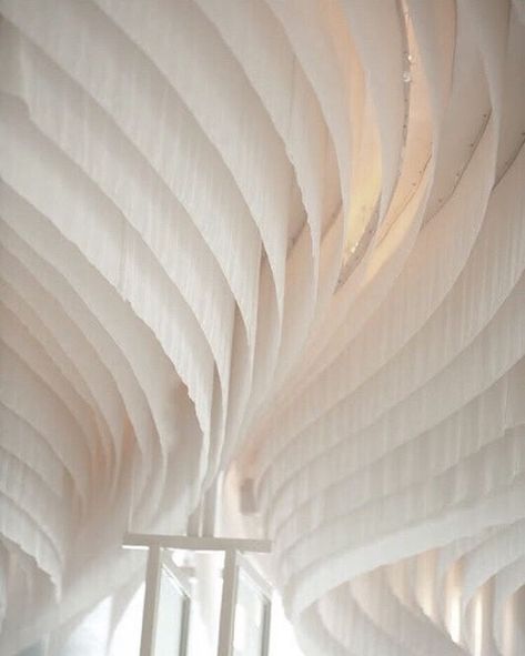 The Lane on Instagram: “Flow.. Fabric installation inspired by the undulating movement of waves 🐚” Fabric Installation, Fabric Ceiling, Fabric Hanging, Ceiling Detail, Ceiling Treatments, Ceiling Installation, Salou, The Ceiling, Pattaya