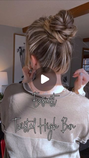 Easy High Messy Bun Hair Tutorials, Diy High Bun Updo, High Bun With Claw Clip, Messy High Bun Tutorial, How To Do A High Messy Bun, High Bun Hairstyles Tutorial, Easy High Bun Hairstyles, High Messy Bun Tutorial, High Messy Buns