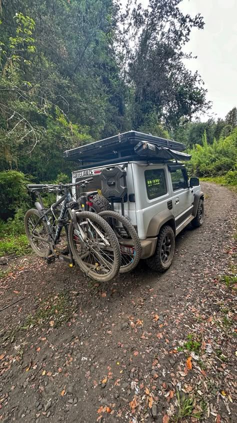 New jimny Suzuki Jimny Camping, Jimny Overland, Camper Jeep, Jimny Camping, Jimny Camper, Suzuki Jeep, Jazz Aesthetic, Jimny 4x4, Outdoors Aesthetic