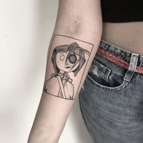 Coraline Button Eyes Tattoo, Coralline Tattoos Ideas, Tattoo Ideas Coraline, Coraline Inspired Tattoos, Coraline Doll Tattoo, Feelings Tattoo, Movie Inspired Tattoos, Caroline Tattoo, Coraline Flash Tattoo