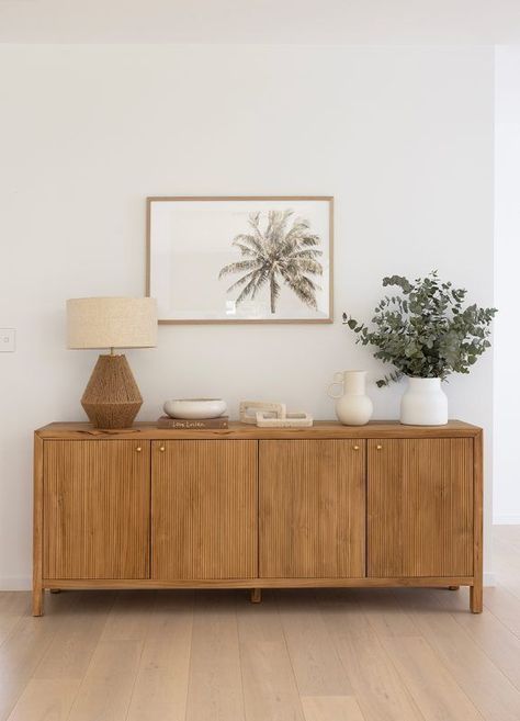 Teak Furniture Living Room, Side Board Decor, Living Room Sideboard, Credenza Decor, Sideboard Styles, Decoration Buffet, Sideboard Decor, White Sideboard, Opening Doors