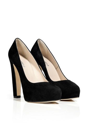 Le Silla Thick Heels Pumps, Thick Heel Shoes, Shoes Pumps Heels, Chunky Heel Shoes, Chunky Heel Pumps, Black Leather Pumps, Strappy High Heels, Black Suede Pumps, Round Toe Pumps