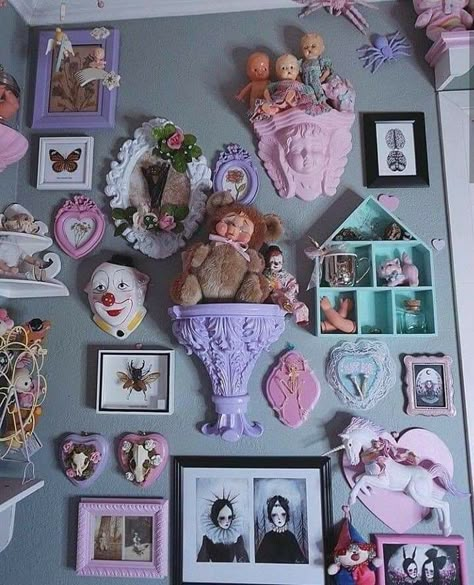 Pastel Gothic Room, Pastel Goth Apartment, Creepy Cute Room Decor, Pastel Goth Interior Design, Pastel Goth Living Room, Creepy Cute Bedroom, Pastel Goth Bathroom, Pastel Goth Room Ideas, Pastel Goth Bedroom