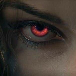 Vampire Eyes, Modern Vampires, Chaos Magic, Vampire Aesthetic, Raven Queen, Magic Aesthetic, Aesthetic Eyes, Witch Aesthetic, Pink Eyes