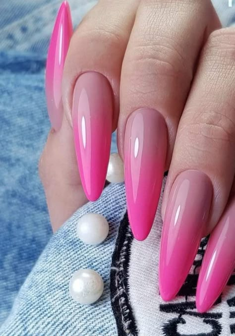 Barbie Pink Nails, Bright Pink Nails, Pink Chrome Nails, Pointed Nails, Almond Acrylic Nails, Gradient Nails, Pink Acrylic Nails, Best Acrylic Nails, Chrome Nails